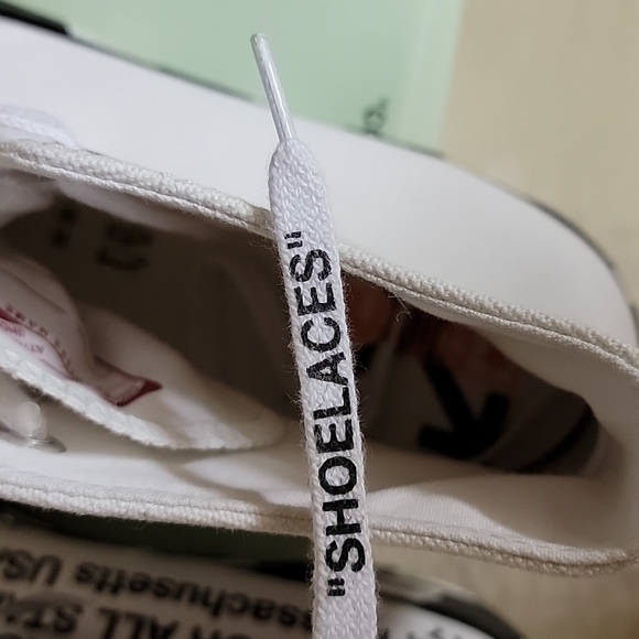 Converse x off-white collaboration Chuck Taylor's. - Picture 7 of 11